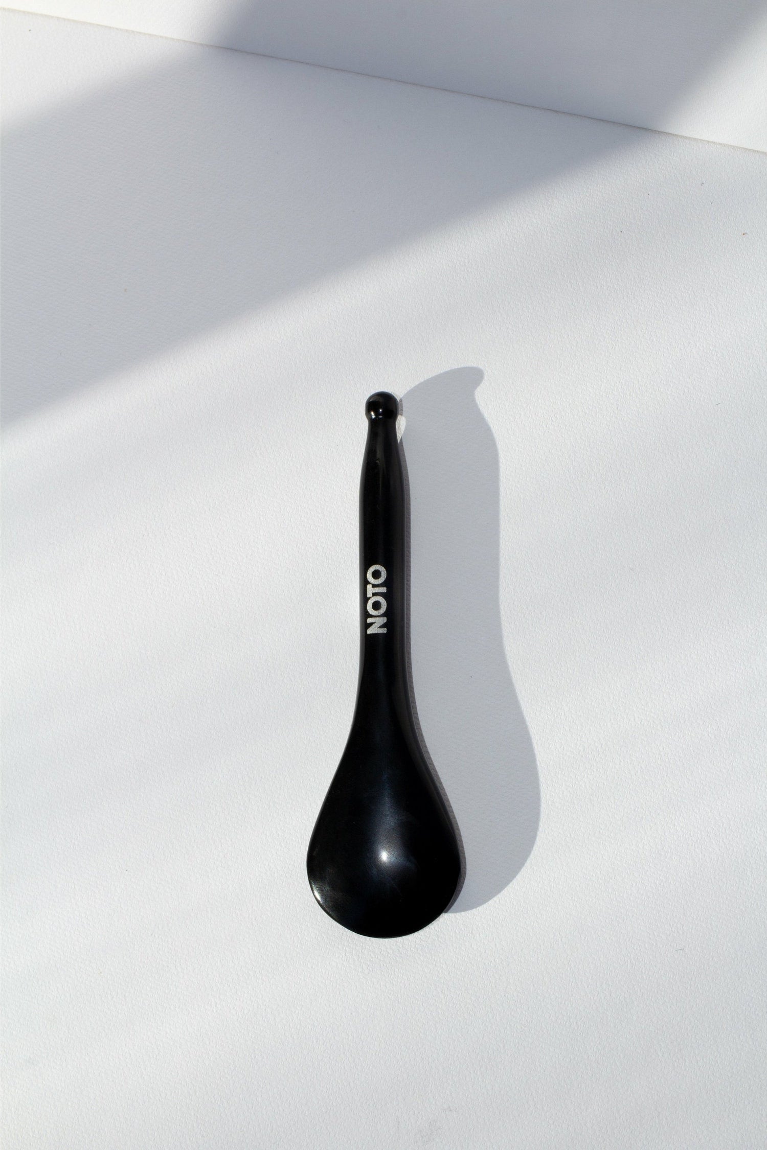 NOTO Bian Stone Facial Tool