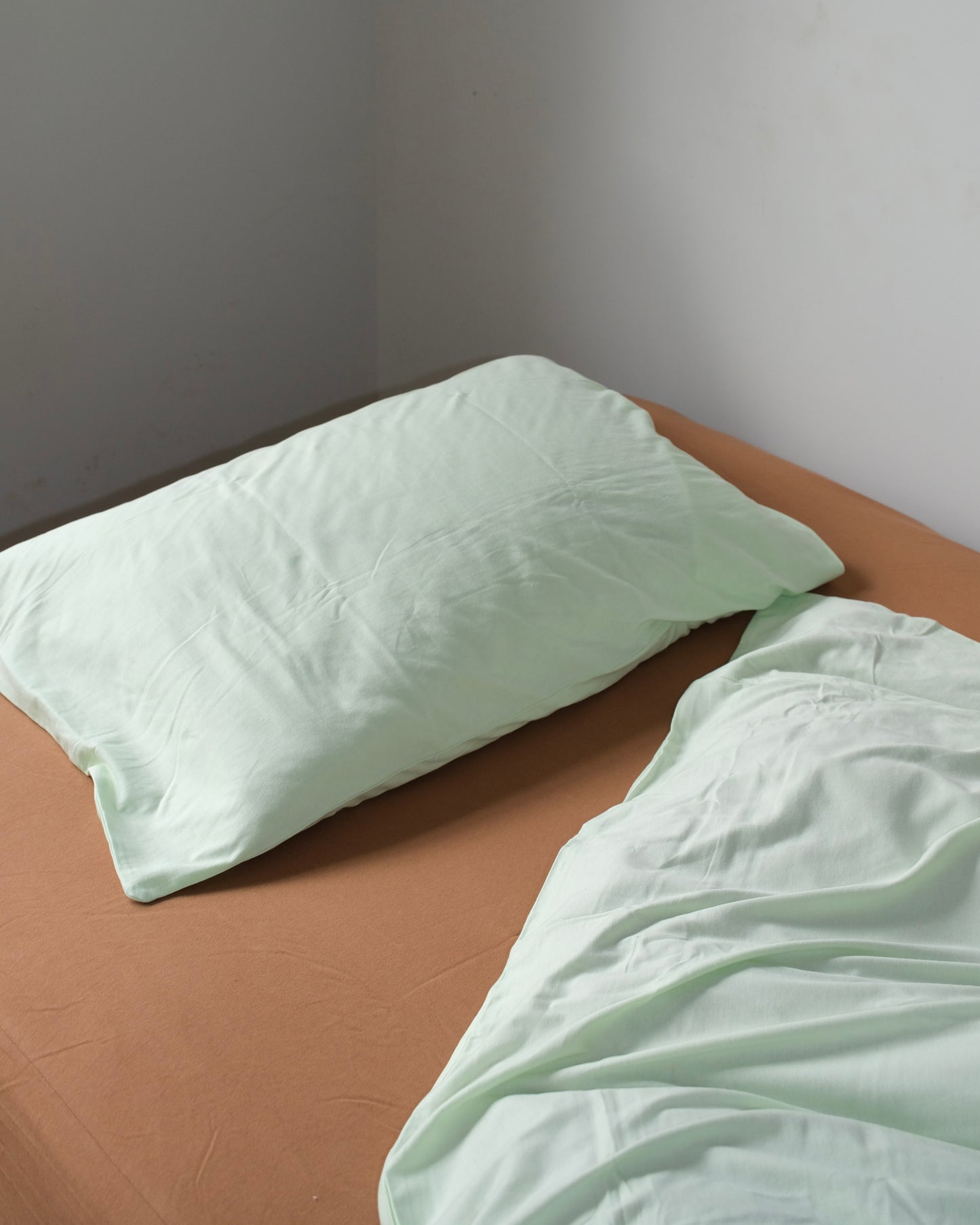 Eco-friendly organic cotton bedding