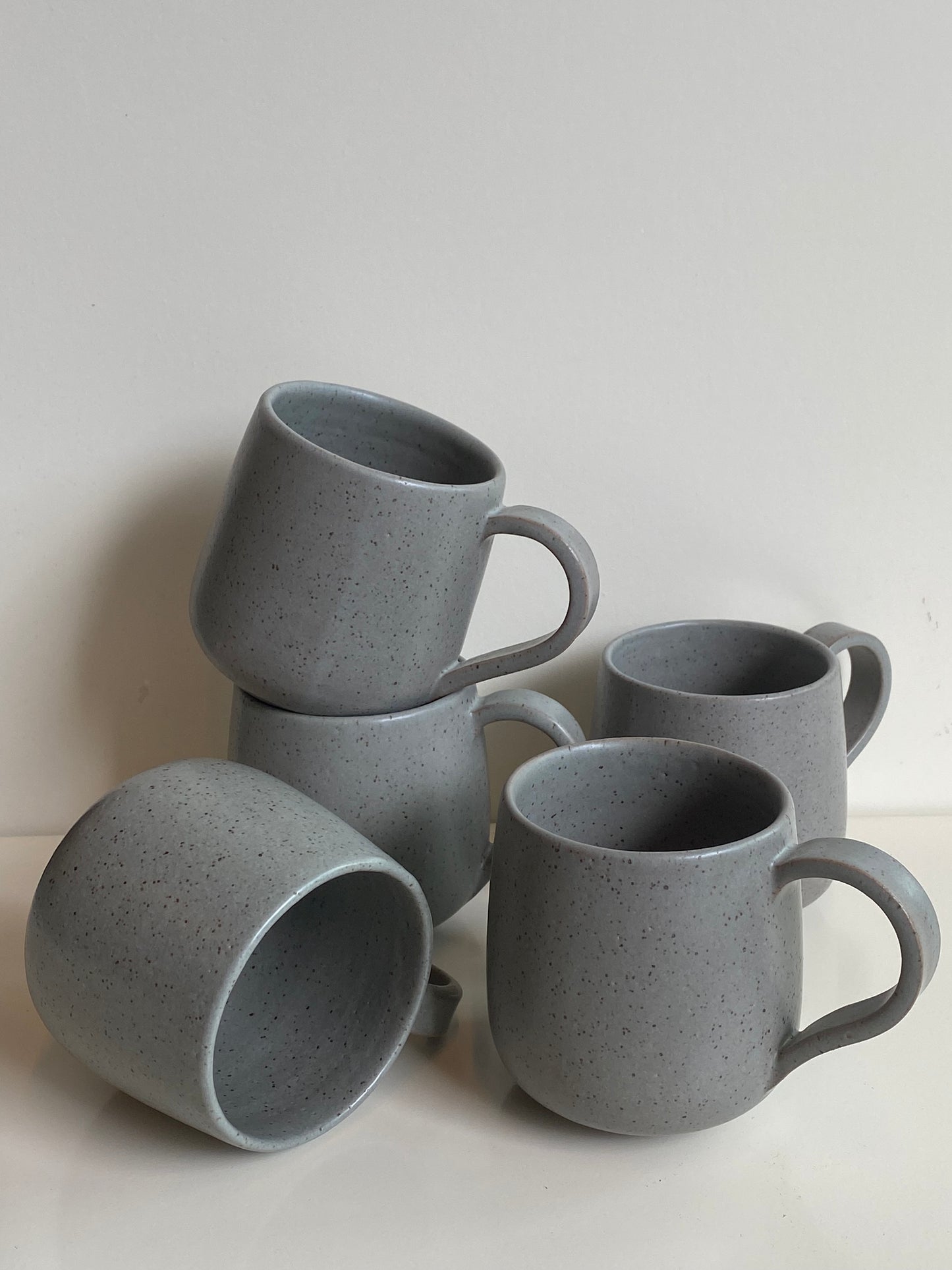 Round Cup - Grey